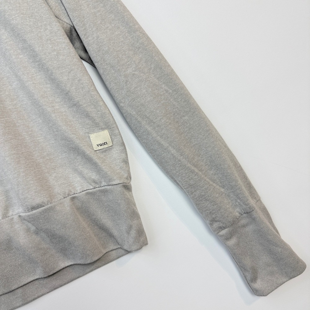 Vuori Daydream Crew Women M Heather Gray Excellent VW133 Long Sleeve Top - Picture 3 of 8